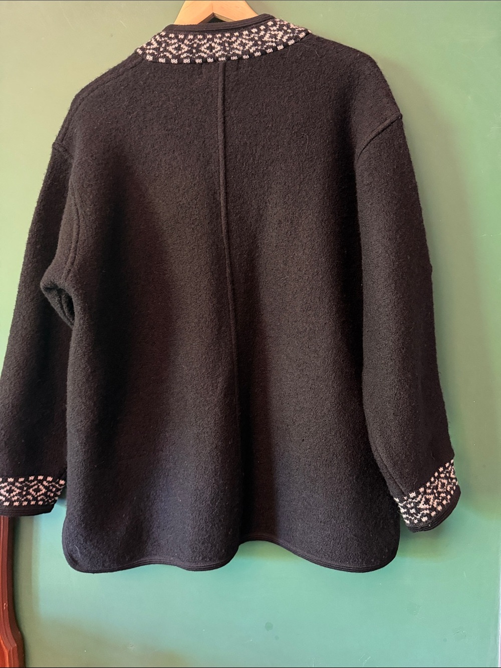 Icelandic Design Womens M 100% Wool w/Intricte Silver Buttons & Fair Isle Collar - Picture 13 of 13